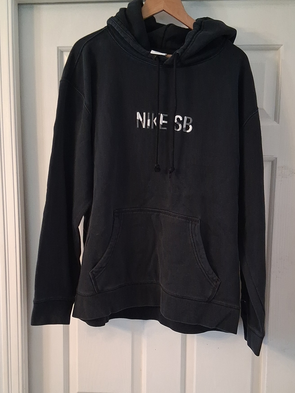 Nike Black NIKE SB Pullover Hoodie Size L